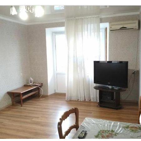 Улица Абазгаа Апартаменты Gagra Bagian luar foto