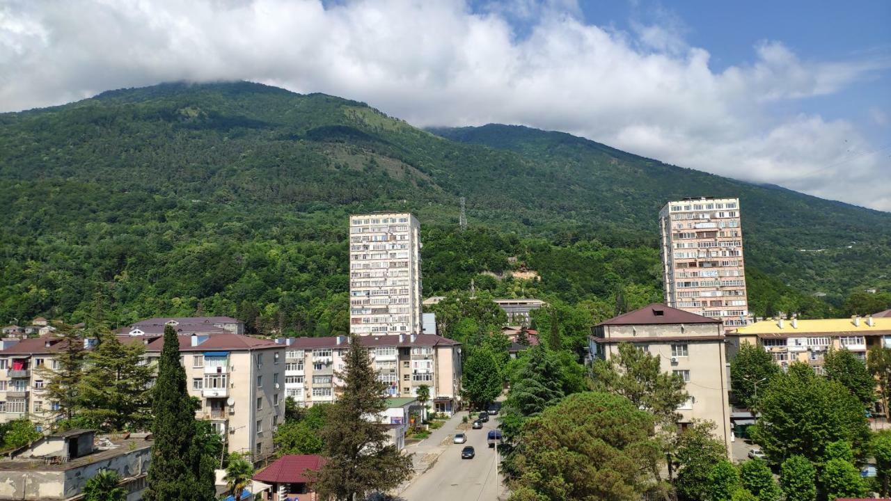 Улица Абазгаа Апартаменты Gagra Bagian luar foto